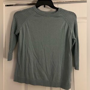 Banana Republic 3/4 Sleeve Sweater Top
